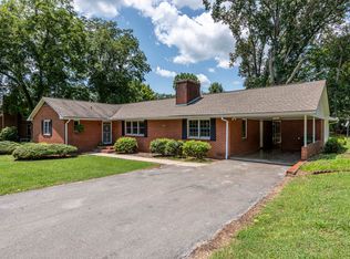 1021 Sterling Ave, Maryville, TN 37803