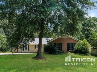 5526 Westberry Ln, Norcross, GA 30071