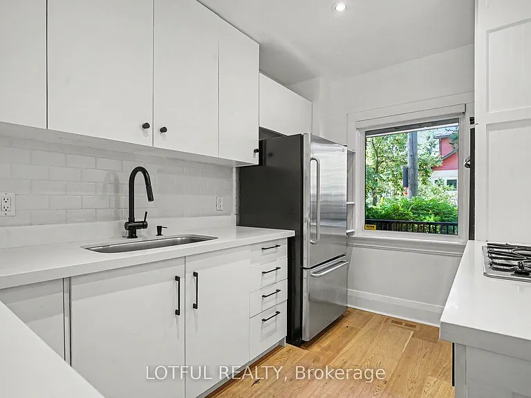 3 Martin Rd — Photo 8