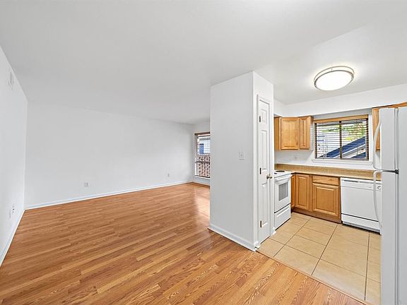 4th image of 100 Market St #9