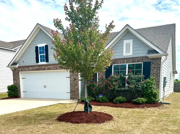 7411 Tulip Trestle Ct, Northport, AL 35473