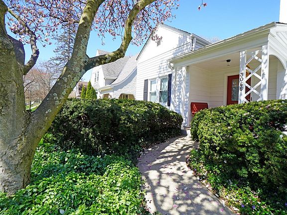 3rd image of 3066 Portsmouth Ave