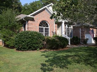 401 Modena Dr, Cary, NC 27513
