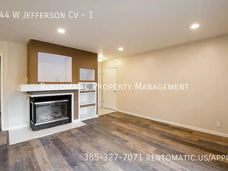 644 W Jefferson Cv #1 — Photo 4