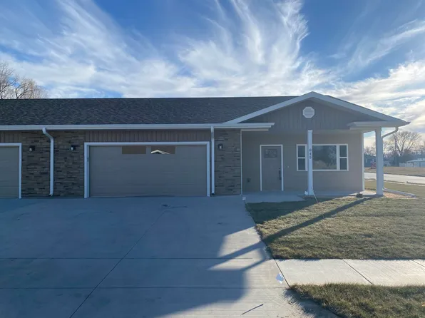845 9th St, Columbus, NE 68601