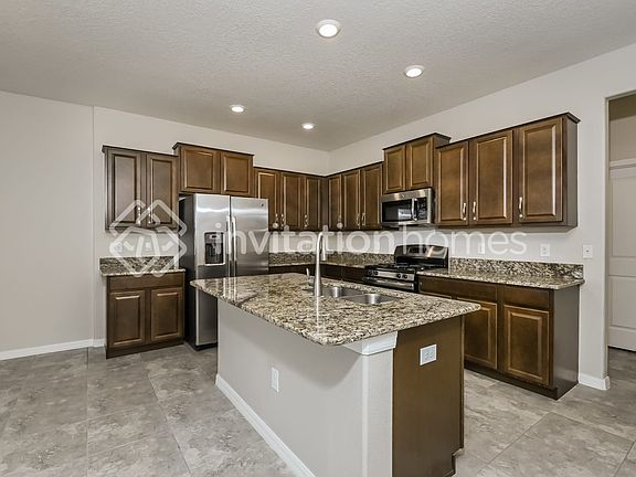 5th image of 6349 Shore Vista Pl