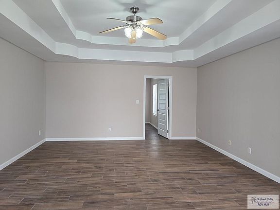3rd image of 6994 Blue Spruce St