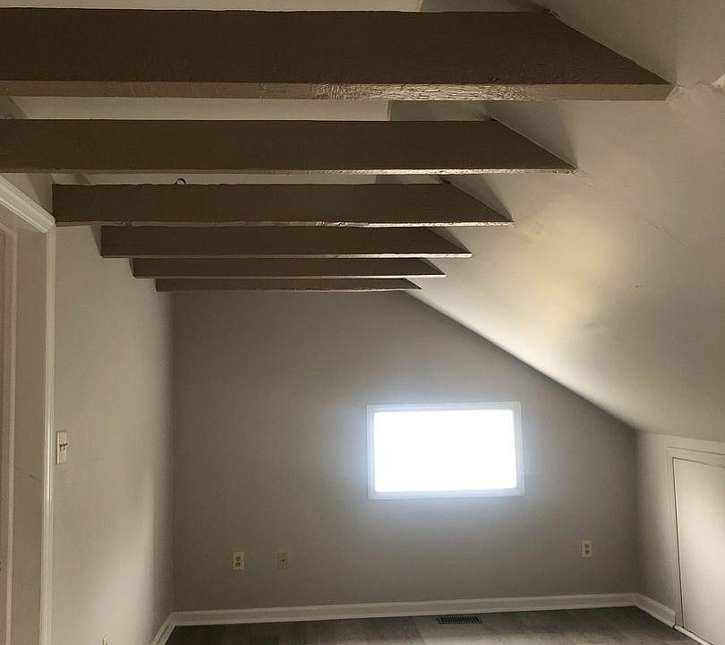 2nd image of 125 Walnut St #3