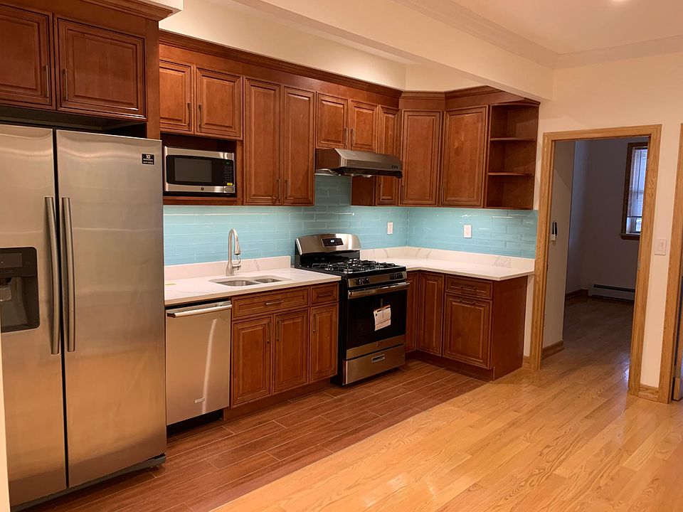 1st image of 1874 W 8th St #1FF