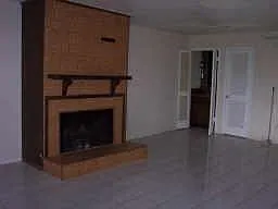 2 bed, 2.5 bath, 1406 sqft, $1,300 — Photo 4