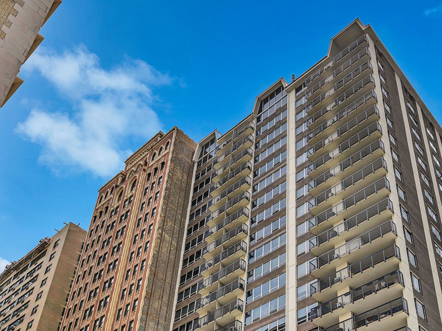 201 E Chestnut St APT 24C, Chicago, IL 60611 MLS 11761301 Zillow