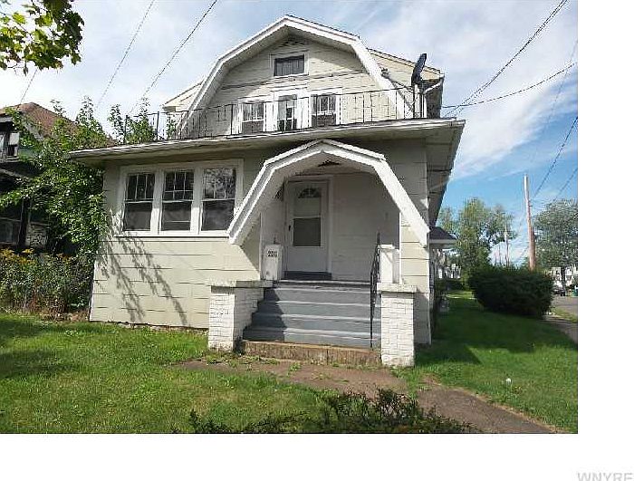 1st image of 230 Comstock Ave