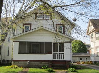 334 E Chestnut St, Lisbon, OH 44432