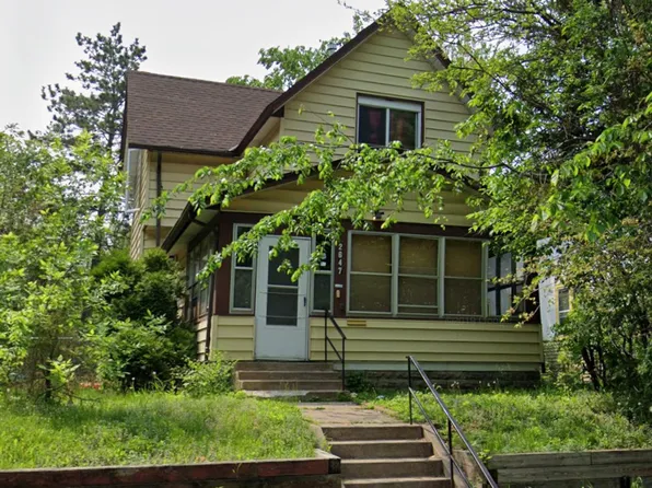 2647 Fremont Ave N, Minneapolis, MN 55411