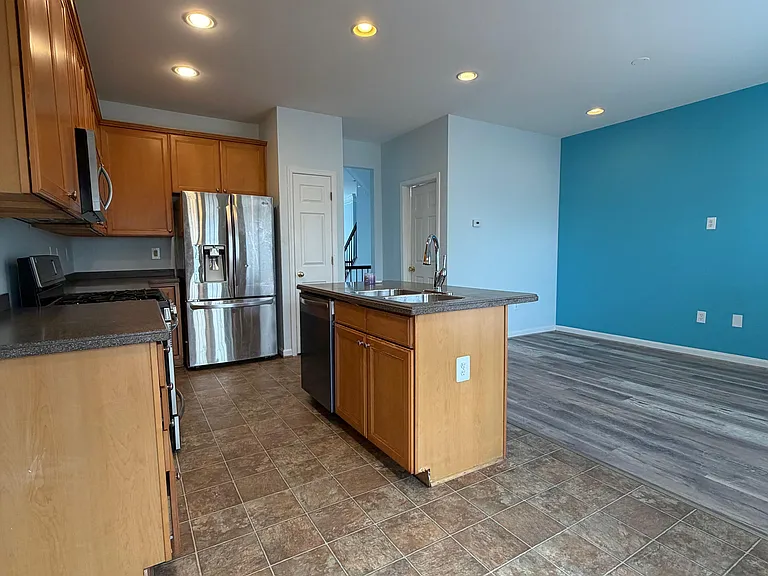 206 Raynar Ct — Photo 26