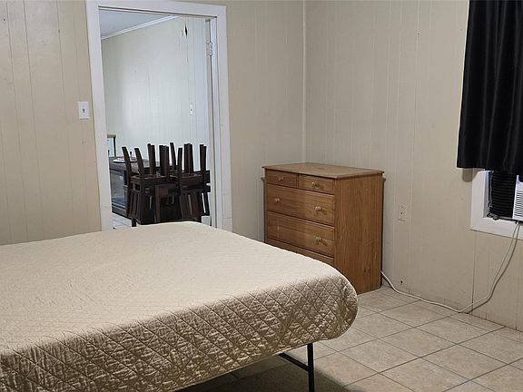 4th image of 754 Yaupon Cove Dr