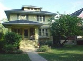 328 N Harvey Ave, Oak Park, IL 60302