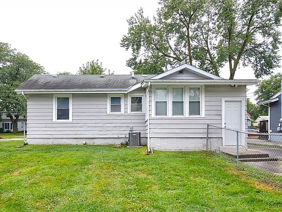 5th image of 3511 49th St