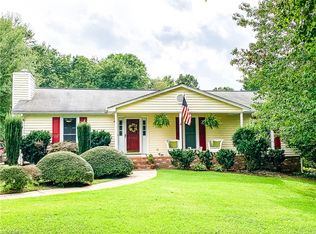 7105 N River Rd, Oak Ridge, NC 27310