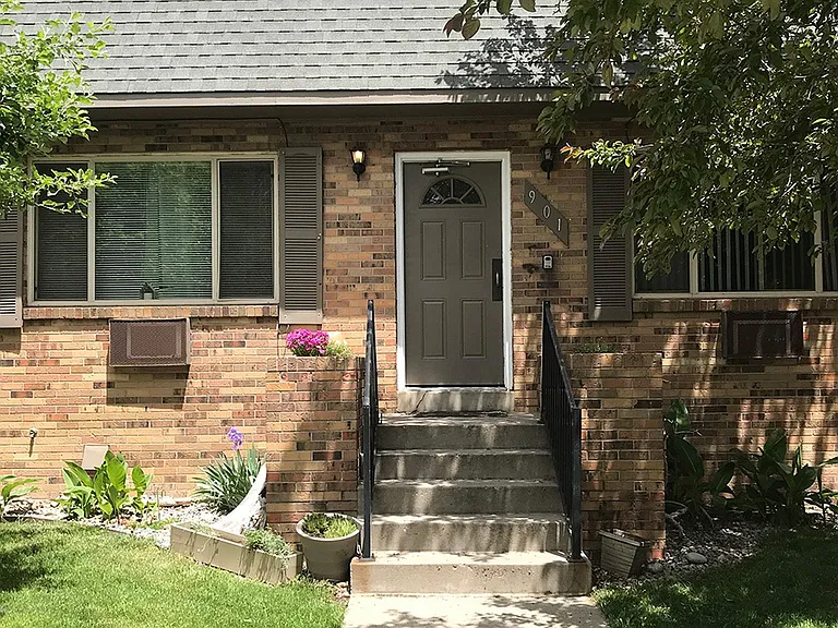 Woodside — Photo 4