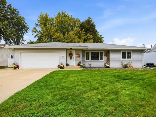 722 14th St NE, Owatonna, MN 55060