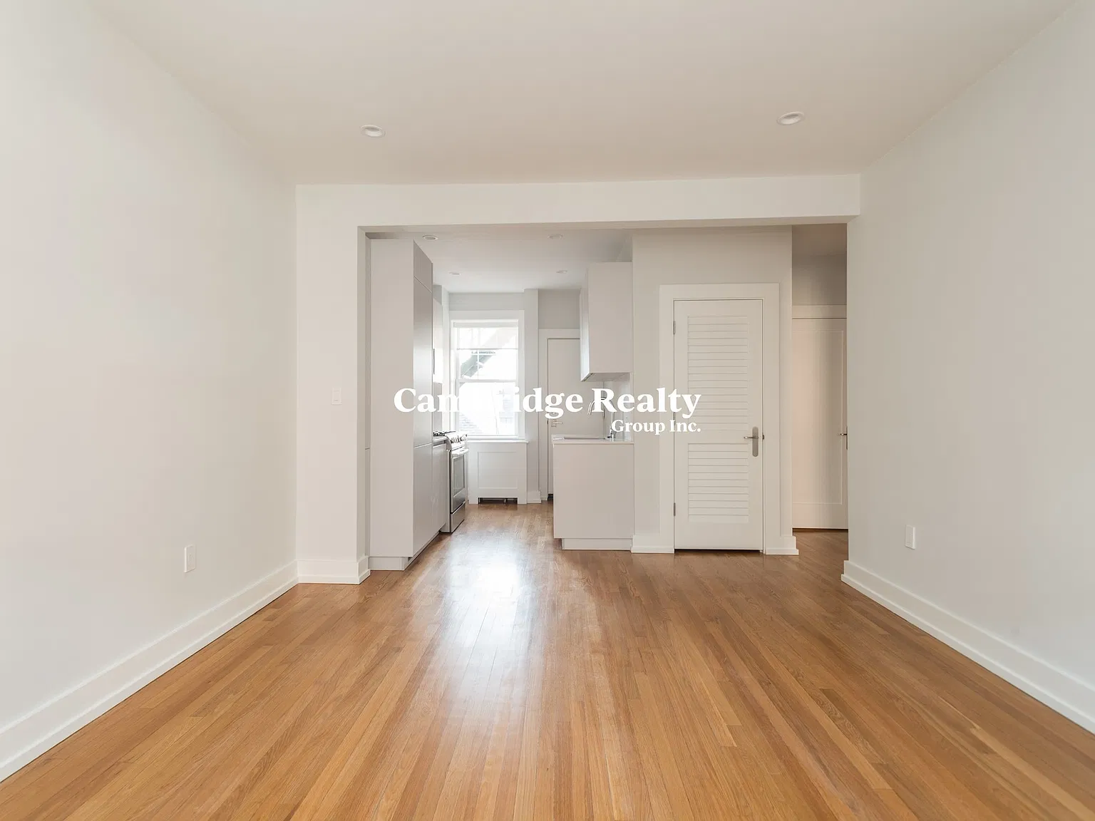1 bed, 1.0 bath, 730 sqft, $3,300 — Photo 3