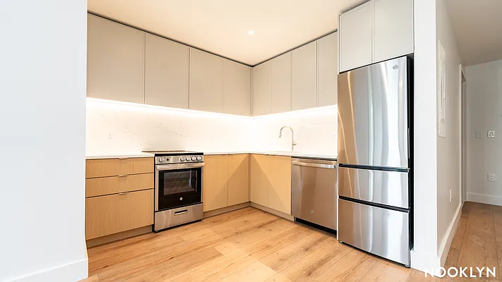 Kitchen, photo 1