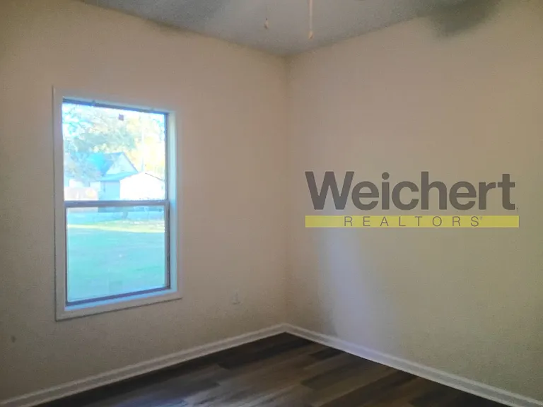719 N 5th St — Photo 19