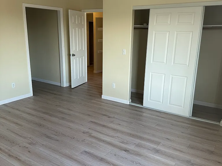 535 Marina Bay Pkwy #C — Photo 13