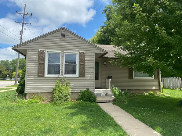 1211 Indiana Ave, Mendota, IL 61342