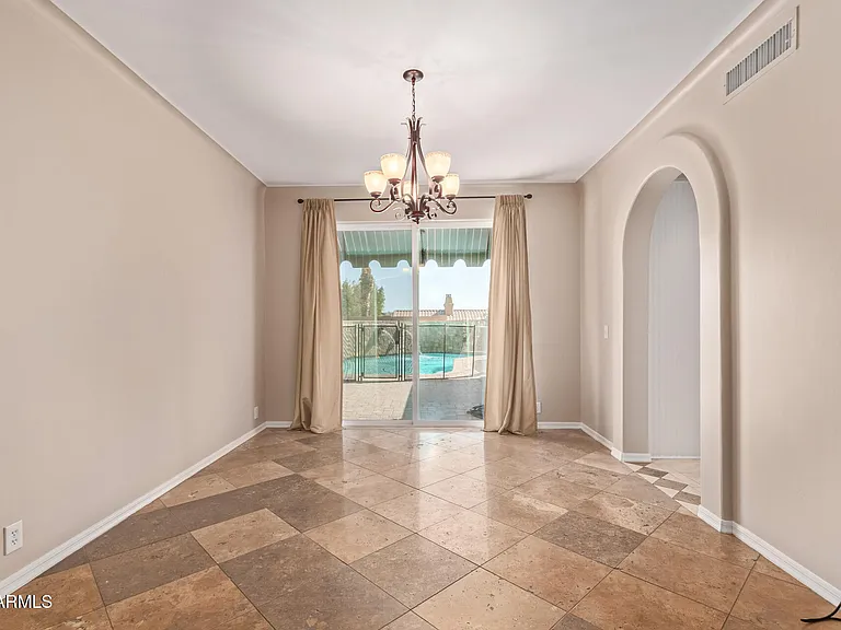1211 E Desert Flower Ln — Photo 8