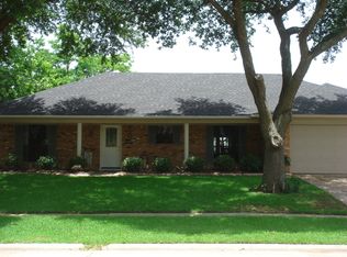 5313 Bayou Dr, Bossier City, LA 71112