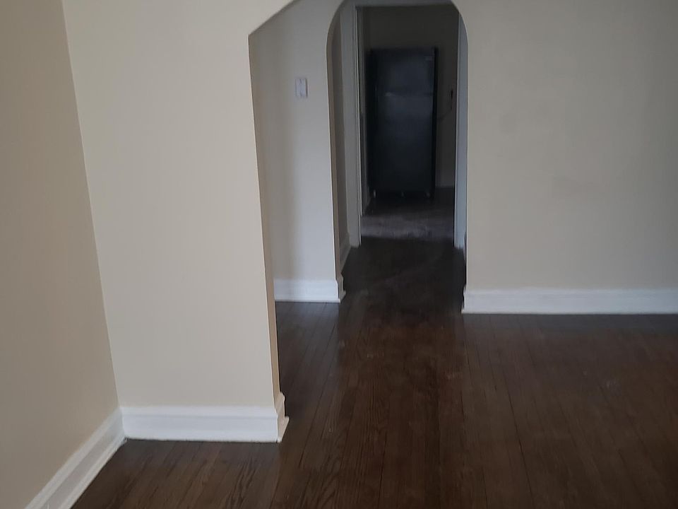 2nd image of 7601 S Paulina St #2