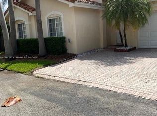 11302 NW 59th Ter, Doral, FL 33178