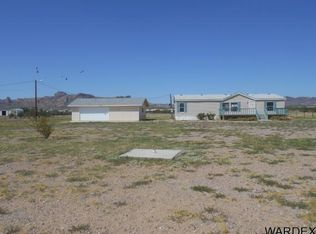 1385 S Concho Rd, Golden Valley, AZ 86413