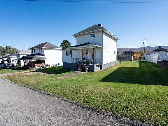 3rd image of 504 25th St