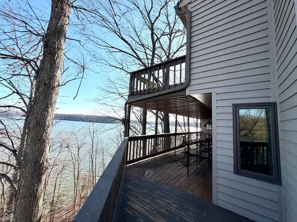 2072 E Waters Edge Dr #15, Bloomington, IN 47401