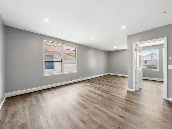 906 76th Street image 13 of 20