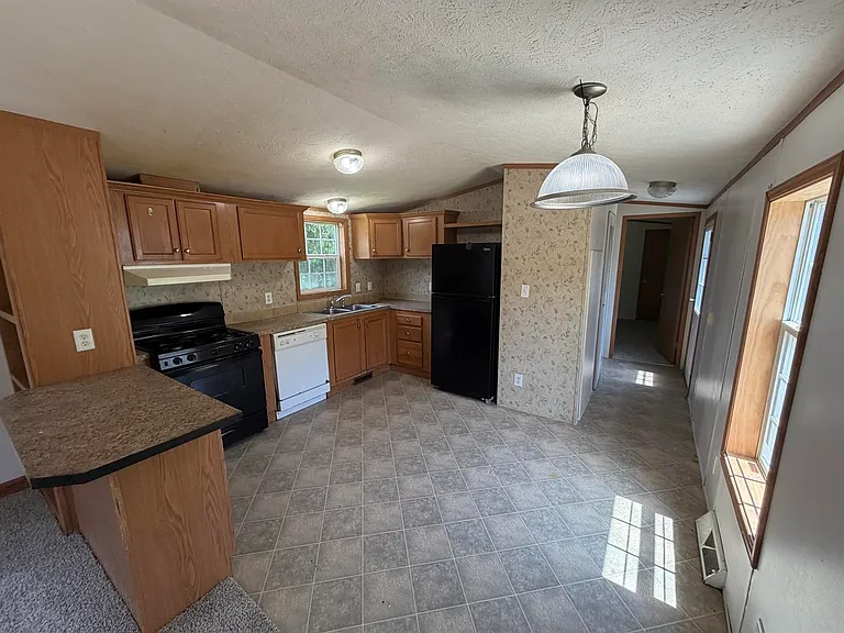 25 Donnelly Dr #38 — Photo 6