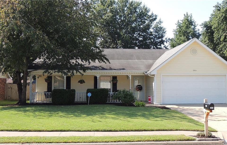1st image of 3904 W Beechwood Dr
