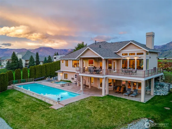 1765 Summit Boulevard, Manson, WA 98831