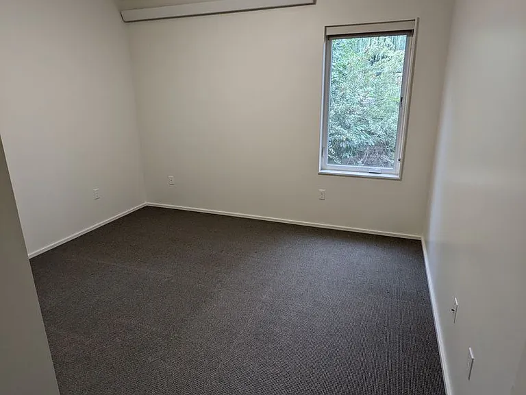 Viewpoint Terrace Apartments — Photo 106