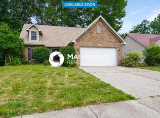 506 Valley College Dr, Louisville, KY 40272
