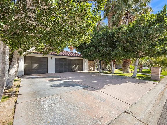 3rd image of 2900 N Cypress Rd