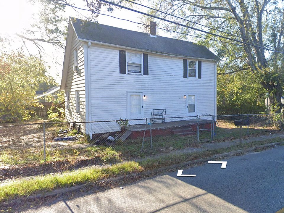 2nd image of 18 Front St