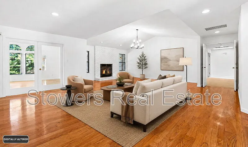 5 bed, 3.5 bath, 4783 sqft, $9,995 — Photo 3