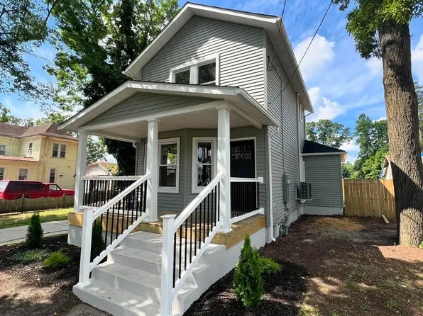 408 N 2nd St, Hammonton, NJ 08037