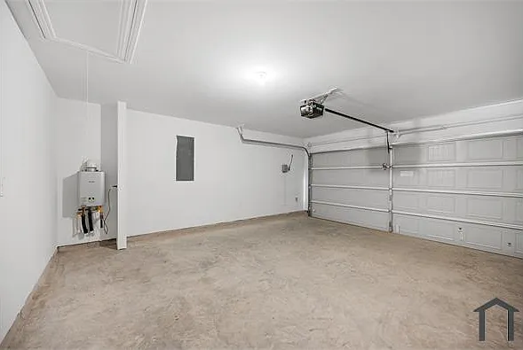 3085 Emerald Ocean Dr — Photo 19