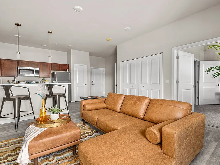 Northside Village Apartments — Photo 20