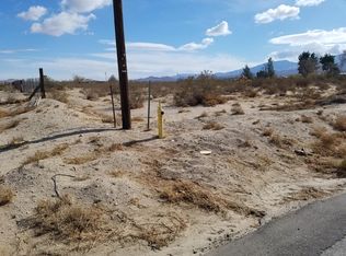 Medanos Ave, Lucerne valley, CA 92356